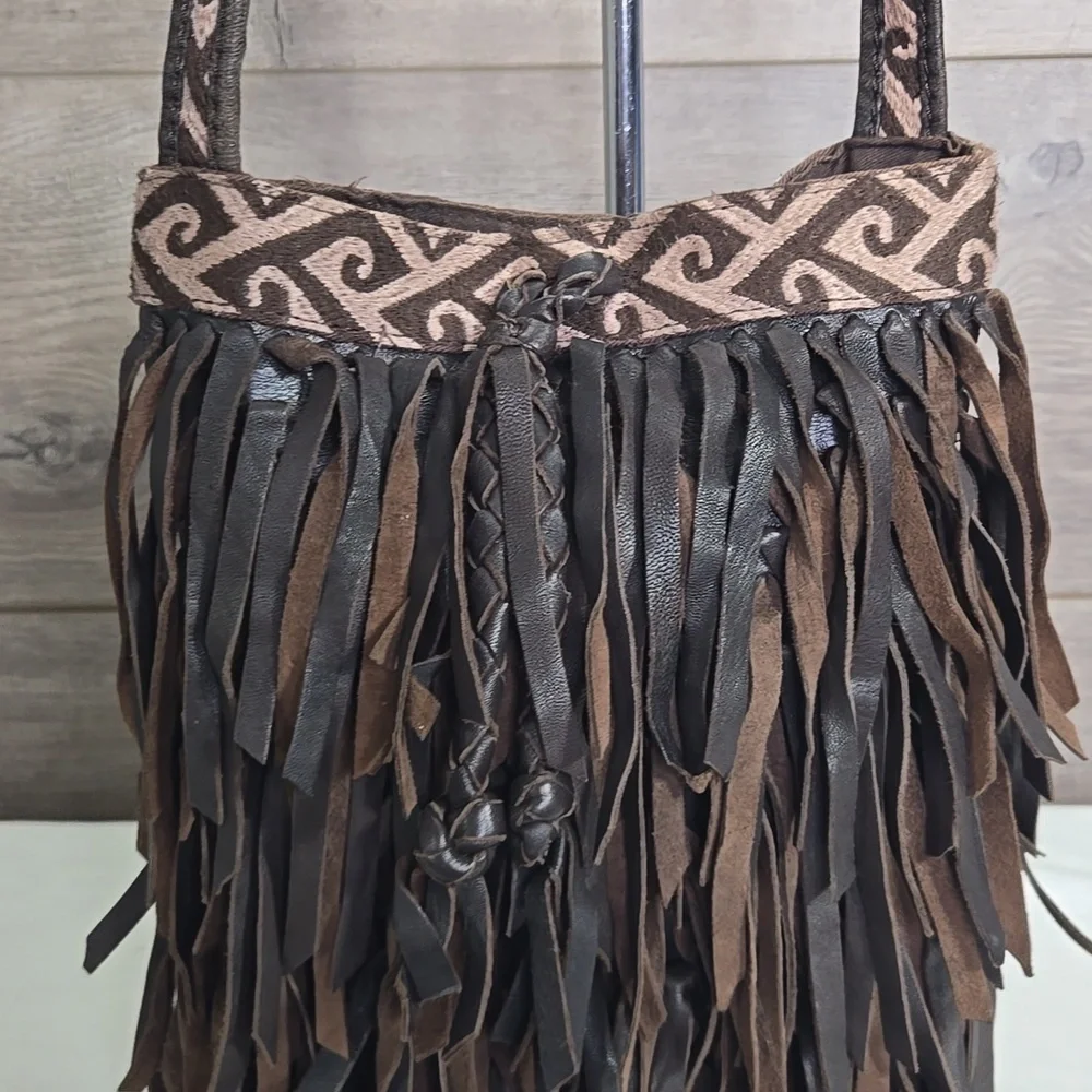 Lucky Brand Fringe Brown Leather Crossbody Shoulder Bag - Picture 3 of 13